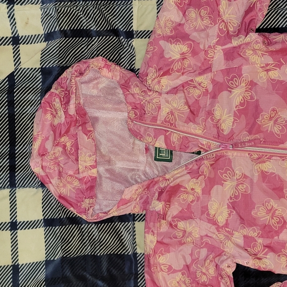 L.L.BEAN Windbreaker - Picture 2 of 5